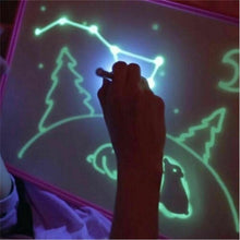 Educational Toy Drawing Pad 3D Magic Light Drawing Board With 8 Light Effects Puzzle Sketchpad for Kids